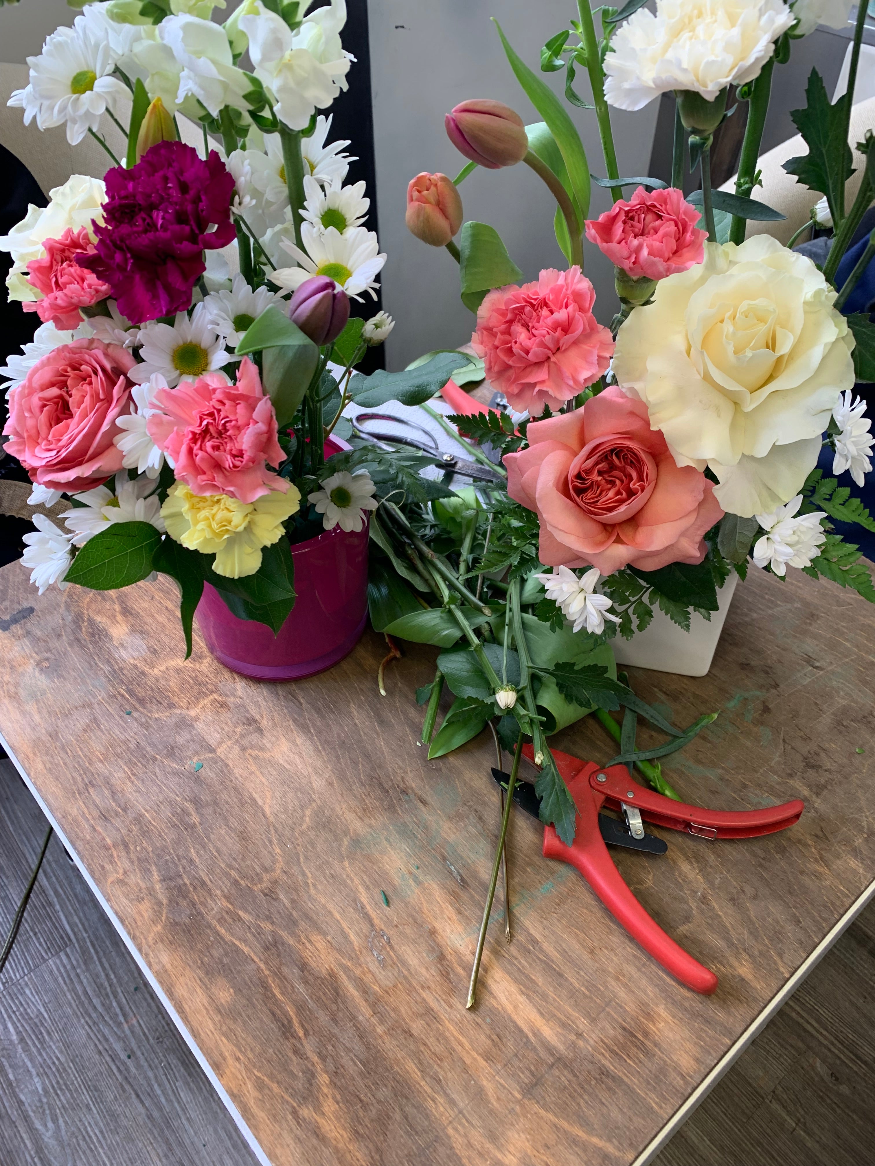 Learn to arrange flowers all levels welcome supplies provided take home your arrangement