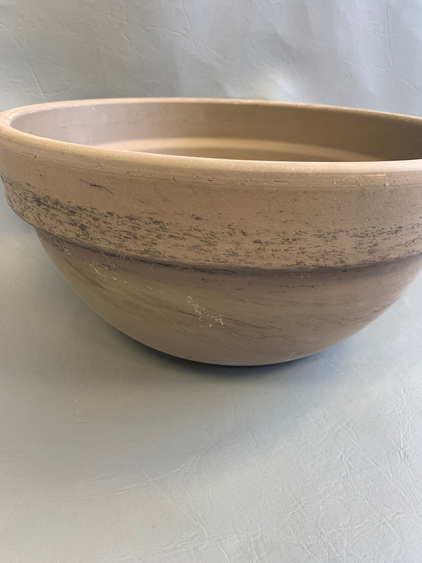 Lavente Planter Bowl – Basalt | 6.5” Tall, 13.5” Opening