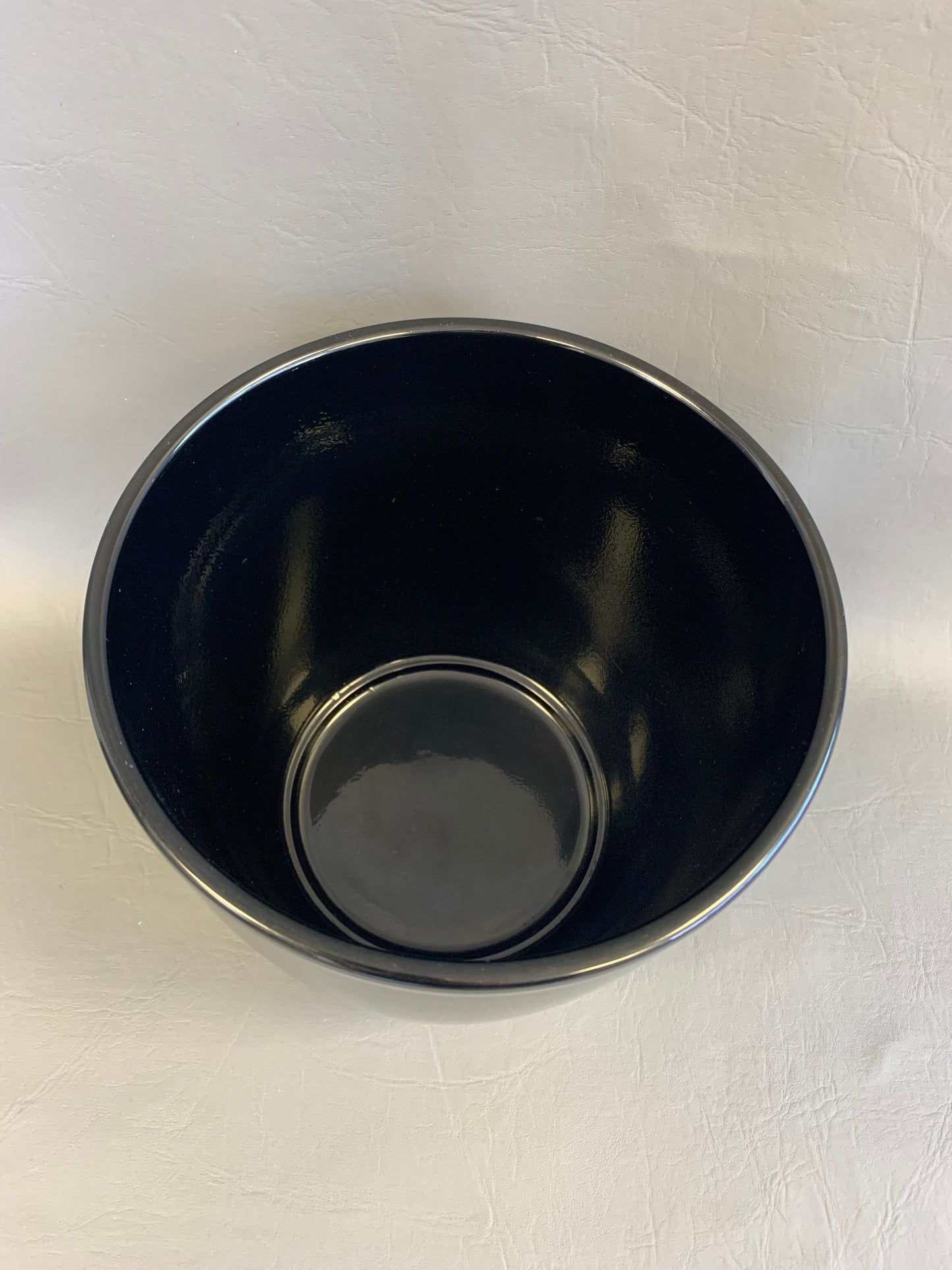 Shiny Black Mica Vase – 6" Tall with 6.75" Opening