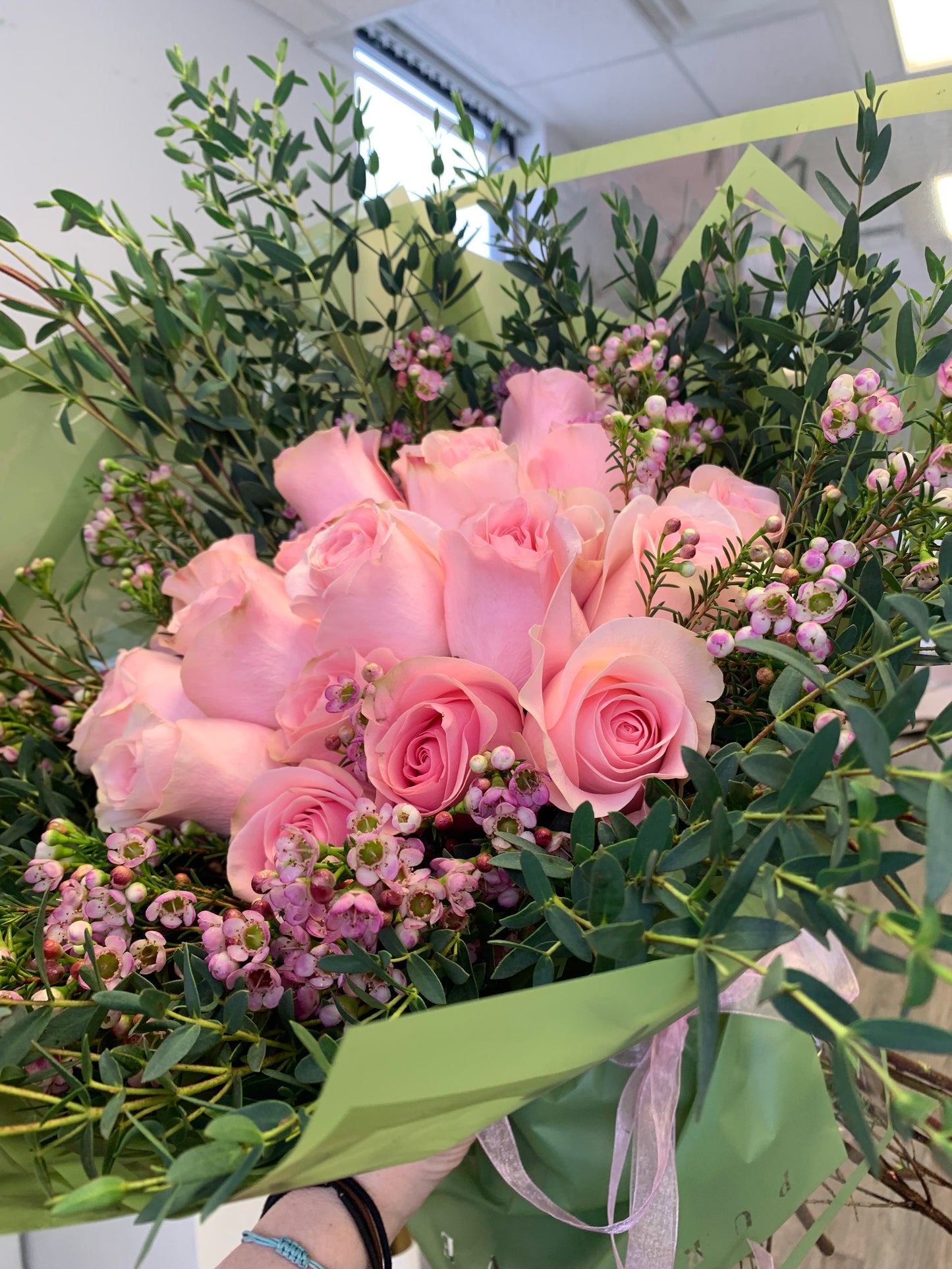 The Pink English Garden – 24 Pink Roses with Waxflower & Eucalyptus Halo